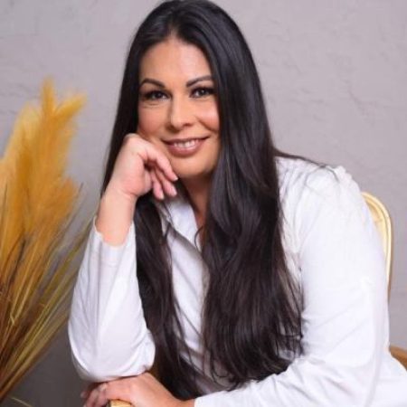 Nágila Soares, psicóloga da Clínica Virtua - Psicoterapia Online